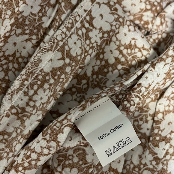 These Three Boutique / Miss Sparkling Wildflower Dress Size Small - Picture 7 of 9